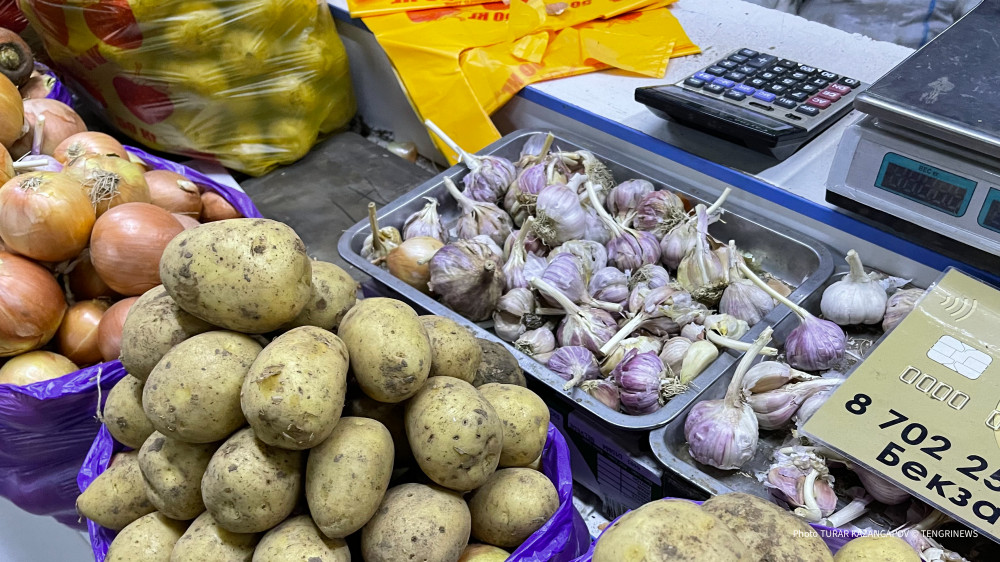Как выгодно покупать продукты: казахстанцы делятся лайфхаками