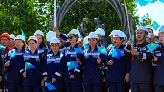 Свыше 30 тысяч жителей Актюбинской области одновременно исполнили гимн