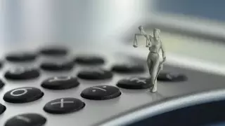 Гражданку США объявили в розыск и конфисковали ее имущество в Боровом