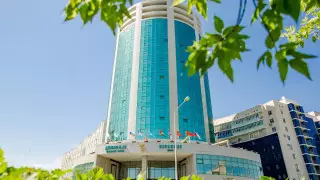 Антикор ответил на заявления Мухамедиулы об отеле "Дипломат"