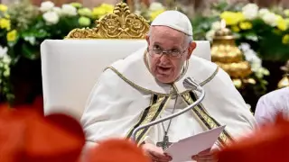 Папа римский перенес вторую за год операцию