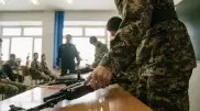 С танцпола - в военкомат. Законны ли облавы на призывников в Казахстане