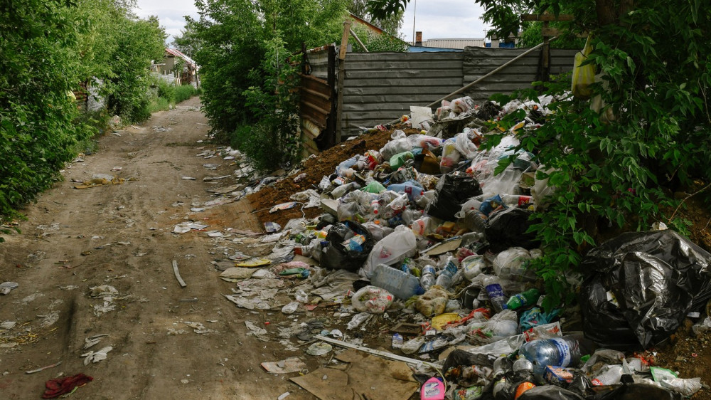 Почему Минэкологии отказывается узаконить стихийные мусорные полигоны