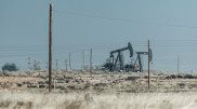 Мировые цены на нефть растут после сильного падения