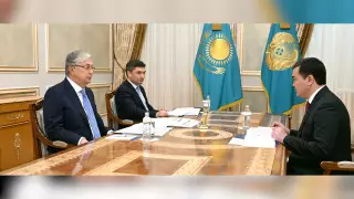 Токаев дал поручения акиму Астаны