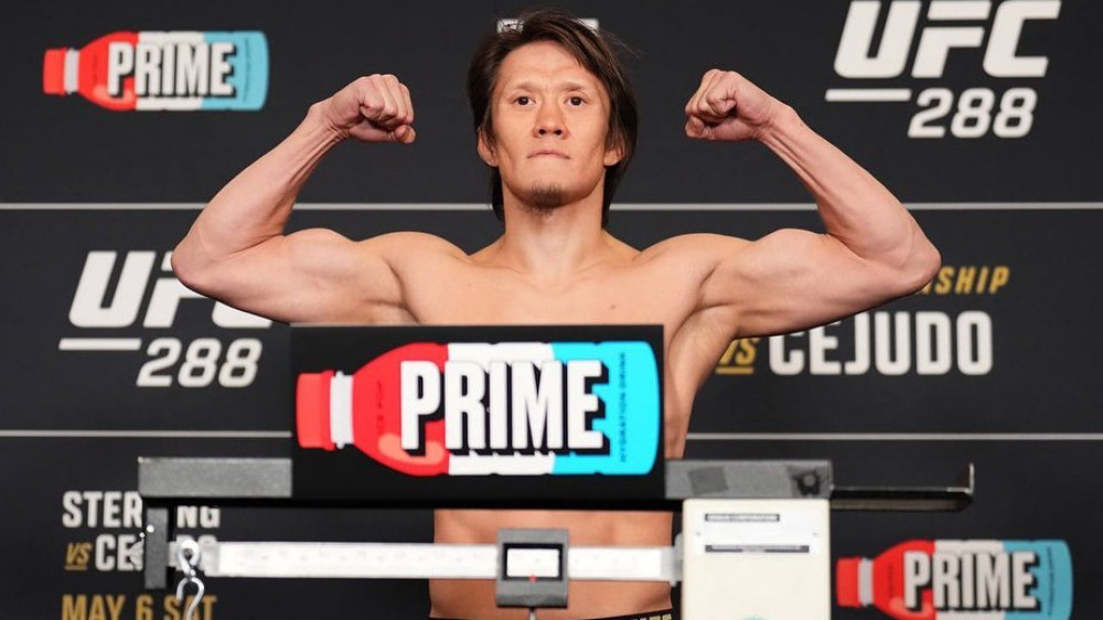 "Им намного легче". Жалгас Жумагулов - о дебютантах в UFC из Казахстана