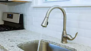 Часть зданий отключат от горячей воды в одном из районов Алматы