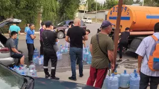"Не могут постираться и принять душ": как будут решать проблему с водой в Алматы