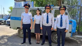 "Вернули с того света". Полицейские чудом спасли ребенка в Шахтинске