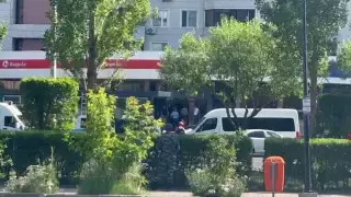 Заложников начали выводить из захваченного отделения банка в Астане