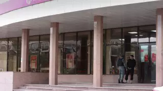 Захват заложников в Астане: что происходит в отделении Kaspi сейчас