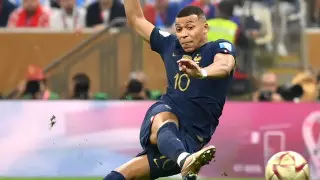 "Спасибо за что?" Мбаппе хотел бы обменять хет-трик в финале ЧМ на трофей