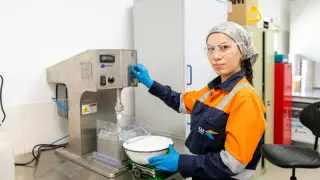 Более 80 выпускников пройдут стажировку в KAZ Minerals в этом году