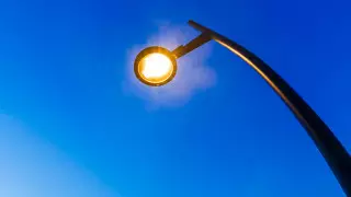 "Завидую Астане, там освещение лучше" - Досаев о темных улицах Алматы