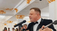 Видео с беташаром на тое вирусится в Казнете, все из-за тамады
