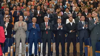 "Нам нужно прославлять нашу историю": Токаев посетил спектакль "Жошы хан"
