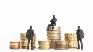 "Перечисляли зарплату "мертвым душам": Антикор раскрыл схему хищений в образовании