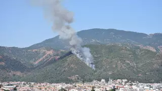 В районе турецкого курорта Мармарис произошел пожар