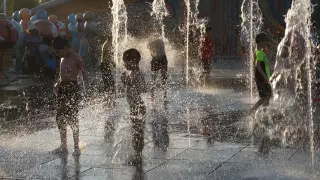 Как уберечь детей летом, рассказал казахстанский врач