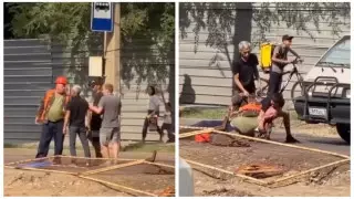 Недовольный водитель пытался задушить пожилого рабочего в Алматы