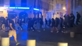 Участник беспорядков во Франции ранил семерых полицейских