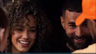 Девушка переехавшего в Саудовскую Аравию Карима Бензема приняла ислам