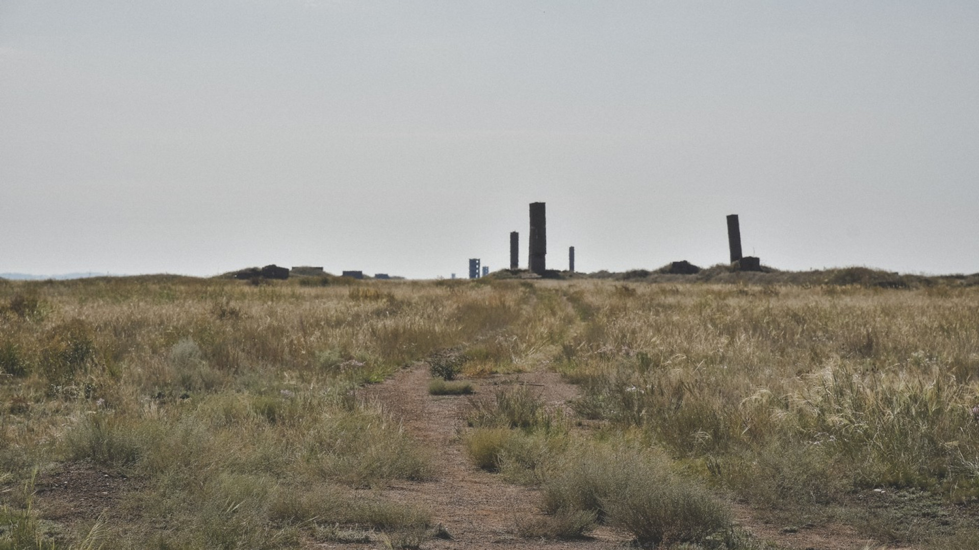 Семипалатинск 19 век. Бывший семипалатинск. Бывший семипалатинск. Испытательный полигон семипалатинск. Семипалатинский полигон монумент.