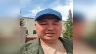 Полчища комаров атаковали мажилисмена, приехавшего в село на востоке Казахстана