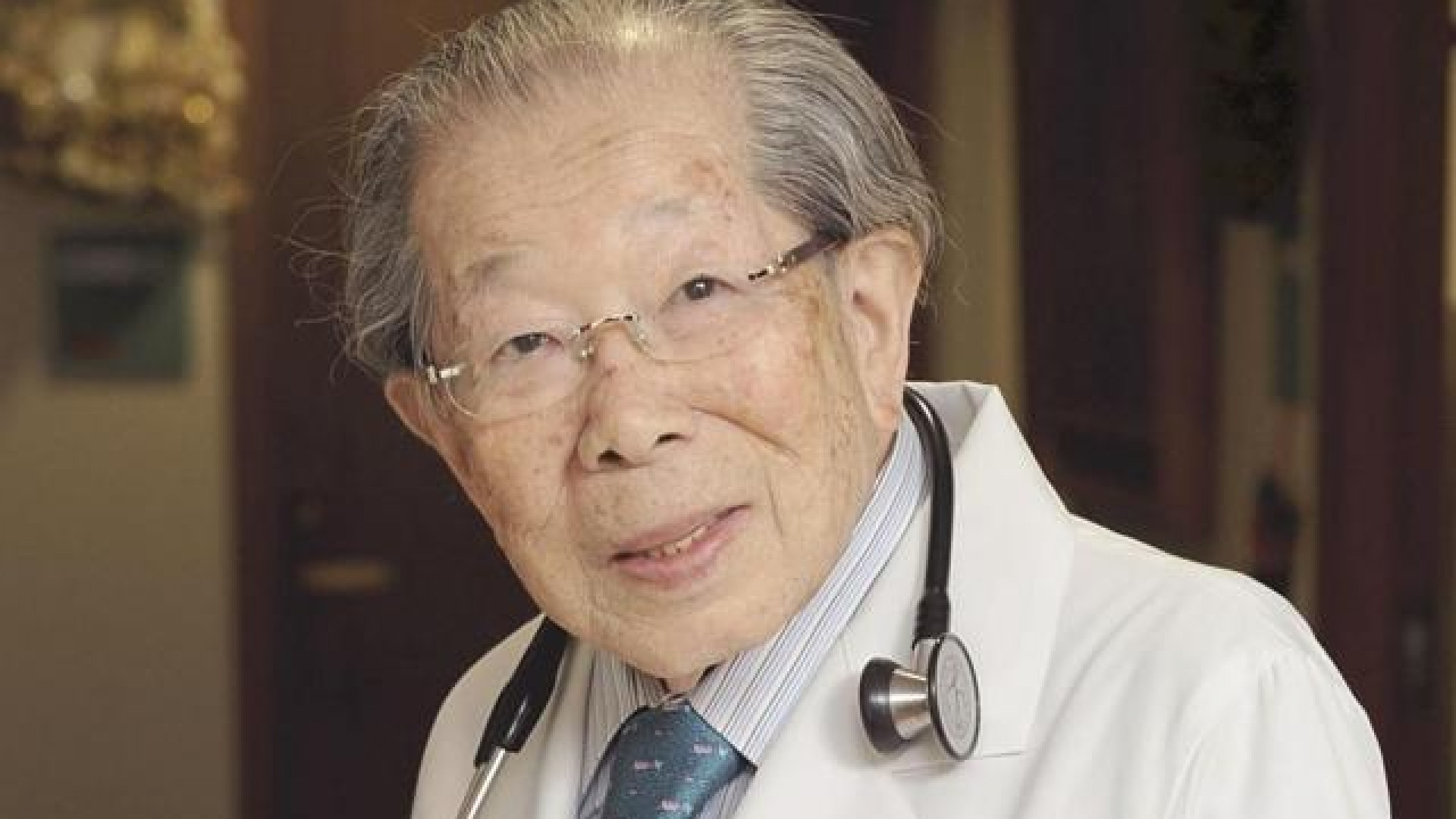 Старше всех врач. Сигэаки Хинохара. Доктор Шигеаки Хинохара. Хинохара сигэаки врач. Longevity Шигеаки Хинохара.