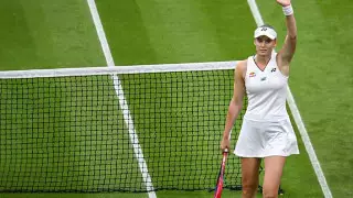 Елена Рыбакина рассмешила болельщиков после победы на Уимблдоне