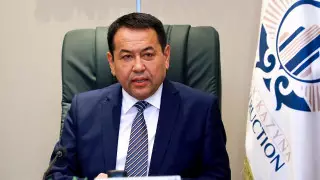 "За все отвечаем вместе" - Маулен Айманбетов о ходе строительства школ