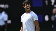 Рассмешил в прямом эфире: 20-летний чемпион Уимблдона выронил трофей