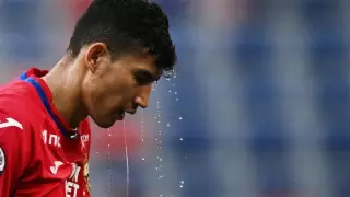 "Бешикташ" отказался от покупки казахстанского футболиста Бахтиера Зайнутдинова - СМИ