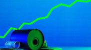Мировые цены на нефть растут