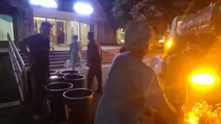 Алматыда перзентхана бір аптадан аса сусыз отыр: Аяғы ауыр әйелдер су іздеп, көшеге шығып кетті