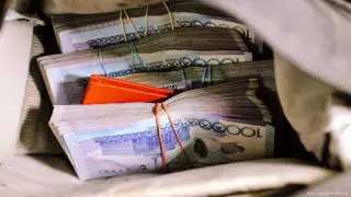 Сотрудников управления образования Шымкента осудили за коррупцию