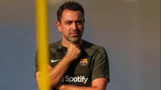 "Я разочарован". Тренер "Барселоны" рассказал об уходе звезды клуба