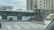 Авто врезалось в автобус с пассажирами в Астане. Есть пострадавшие
