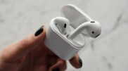 Больше не потеряется: Apple запатентовала супер-идею для новых наушников