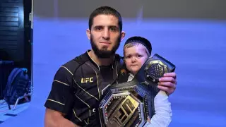 Сколько блогер Хасбик заработал в UFC