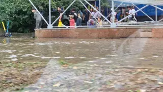 Алматинцы делятся фото и видео затопленных улиц после ливня