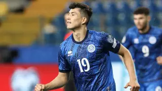 "Даже шкафчик забрали": звезду сборной Казахстана "продали" в Турцию