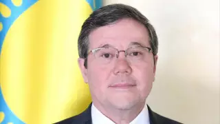 Посол Барлыбай Садыков получил новую должность по совместительству