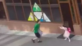 Нашумевшее видео с избиением ребенка прокомментировали в полиции Астаны