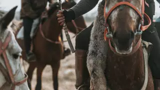Наездник впал в кому после падения во время кокпара в Баянауле