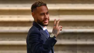 Самолет, прислуга и 500 тысяч за пост: что получит Неймар в Саудовской Аравии