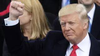 Трампа обязали добровольно явиться в тюрьму в США