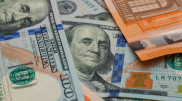 Курс доллара вырос почти на 6 тенге