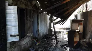 В Каскелене многодетная семья живет в подвале после пожара