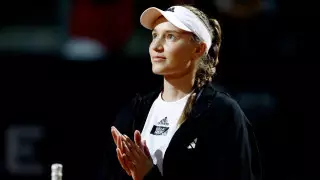 Ответила за хейт: Рыбакина одержала волевую победу в США